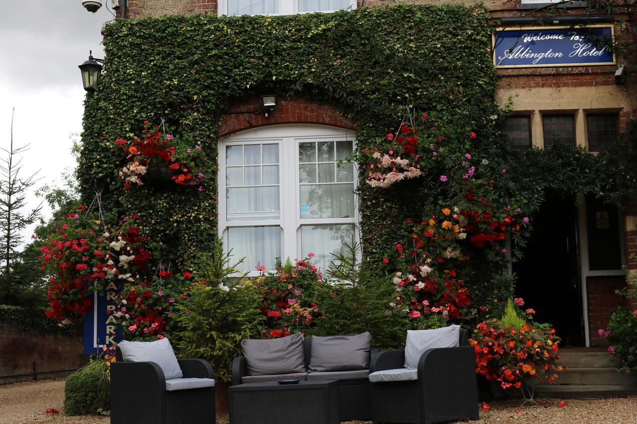Abbington Hotel Stevenage Exteriör bild